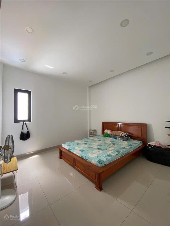 Chính chủ bán nhà 4 tầng hẻm đường huỳnh tấn phát p. tân thuận giá 8,6 tỷ  0918 730 *** minh trang