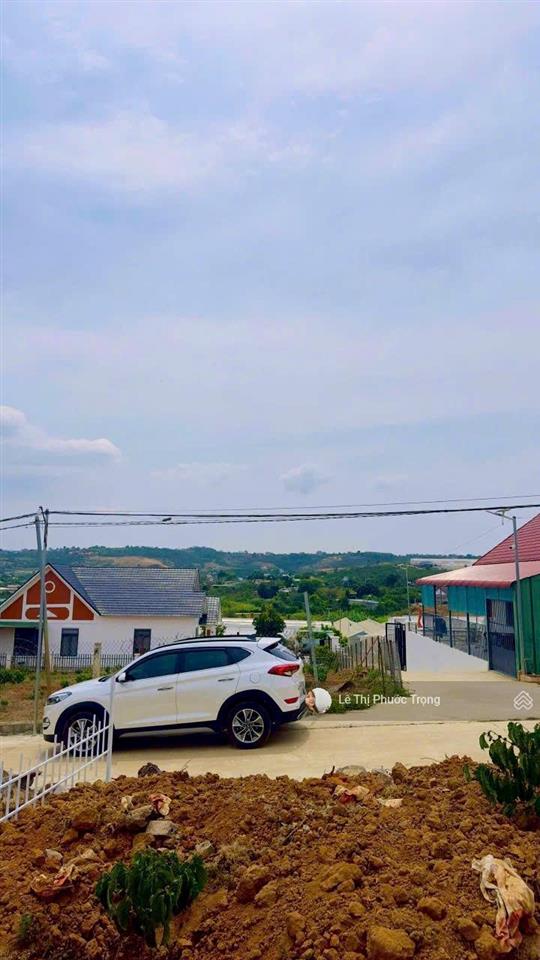 Đất trung tâm thị trấn nam ban 645 triệu/sổ sẵn, view đẹp 0938 609 ***
