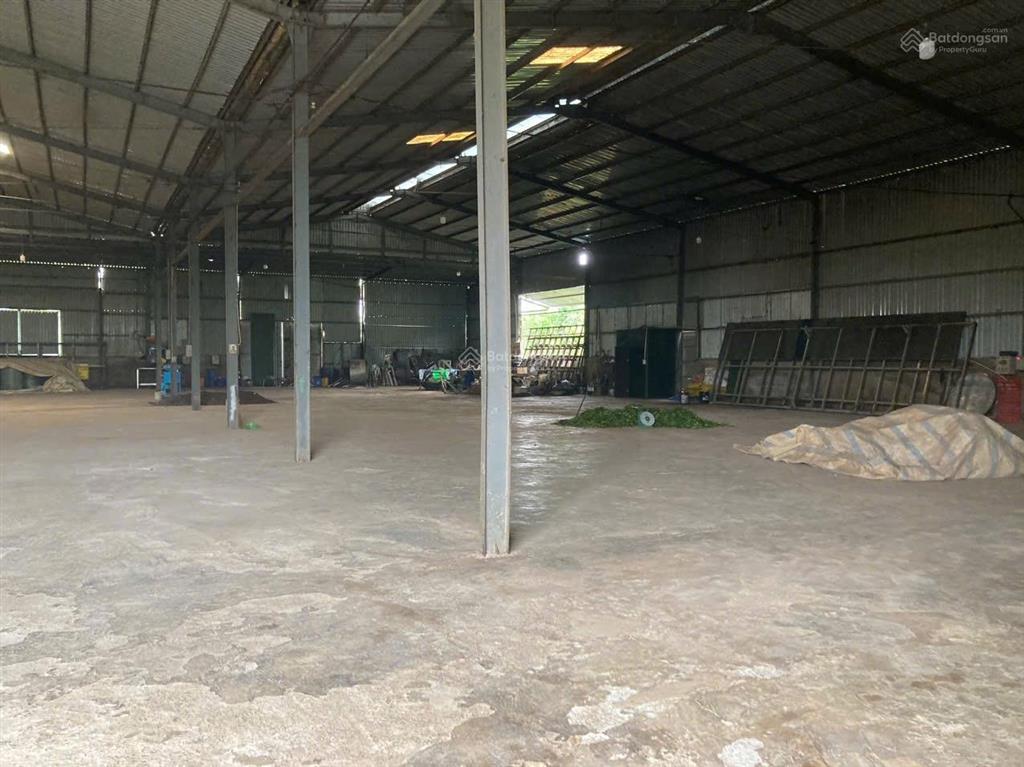 Cần tiền bán nhanh kho, nhà xưởng giảm 3 tỷ còn 11 tỷ 3859m2 sẵn kho 500m2, 0938 609 *** ms. trọng