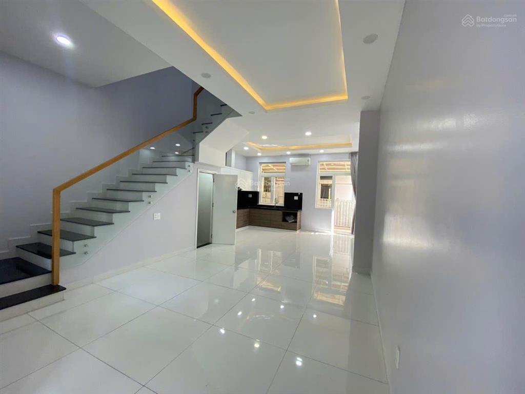 Bán nhà kdc rio vista từ 10tỷ gần đỗ xuân hợp gia hoà 75m2 3 lầu.  0938 456 ***