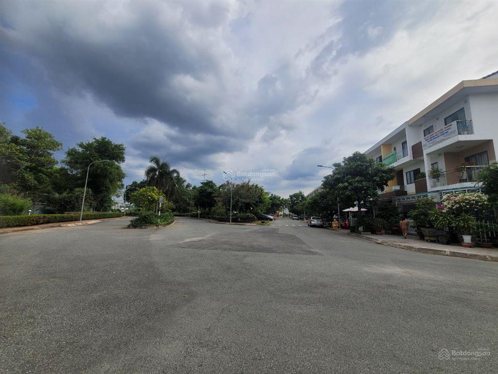 Danh sách nhà kdc riverpark đồng bộ gần liên phường, đỗ xuân hợp từ 10,6 tỷ.  0938 456 ***