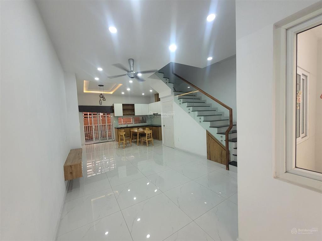 Bán nhà kdc parkriverside kdc từ 9,8 tỷ gần võ chí công, liên phường.  0938 456 ***