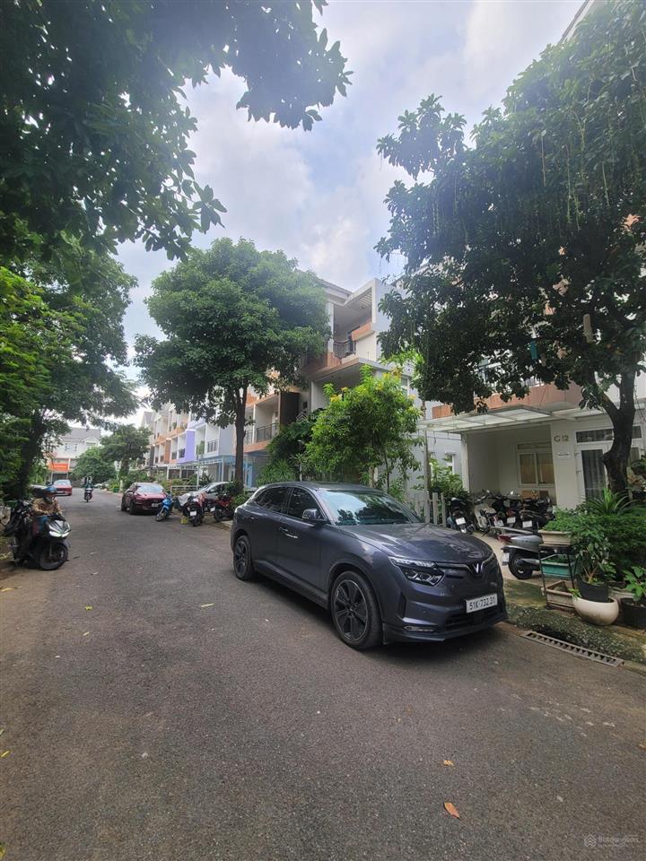 Bán nhà kdc parkriverside kdc từ 9,8 tỷ gần võ chí công, liên phường.  0938 456 ***