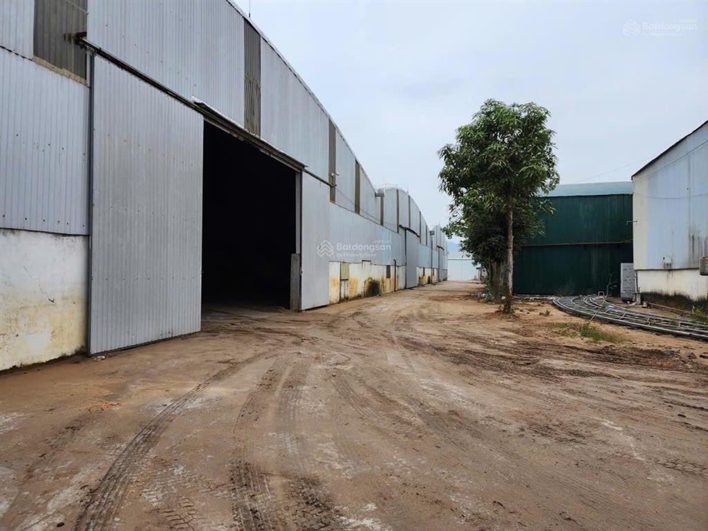 Bán kho xưởng hữu lũng lạng sơn. 15000m2 có 13000m nhà xưởng. có cả đất thổ cư, giá mềm
