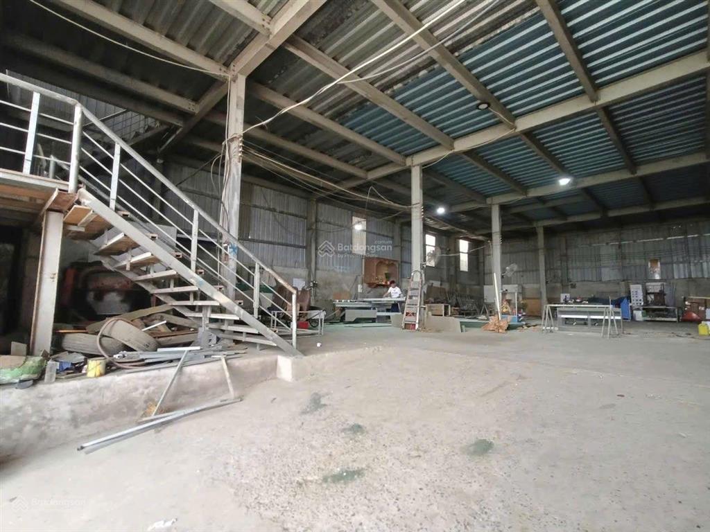 Cho thuê kho xưởng hồng vân thường tín 1000m², điện 3 pha, vp, nhà ở công nhân đầy đủ, có vat