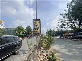 Nhà cấp 4 mt đường liên phường 10x20m giá 45 tỷ gần global. thương lượng nhiều.