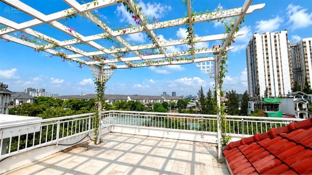 Bán nhà mặt tiền 10x18m liên phường 180m 22,6 tỷ