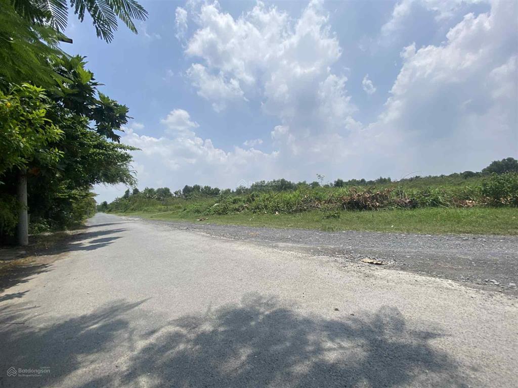 Bán 1,3ha 2mt đường cầu đình, long phước, q9 có 280m mt đường, 117 tỷ
