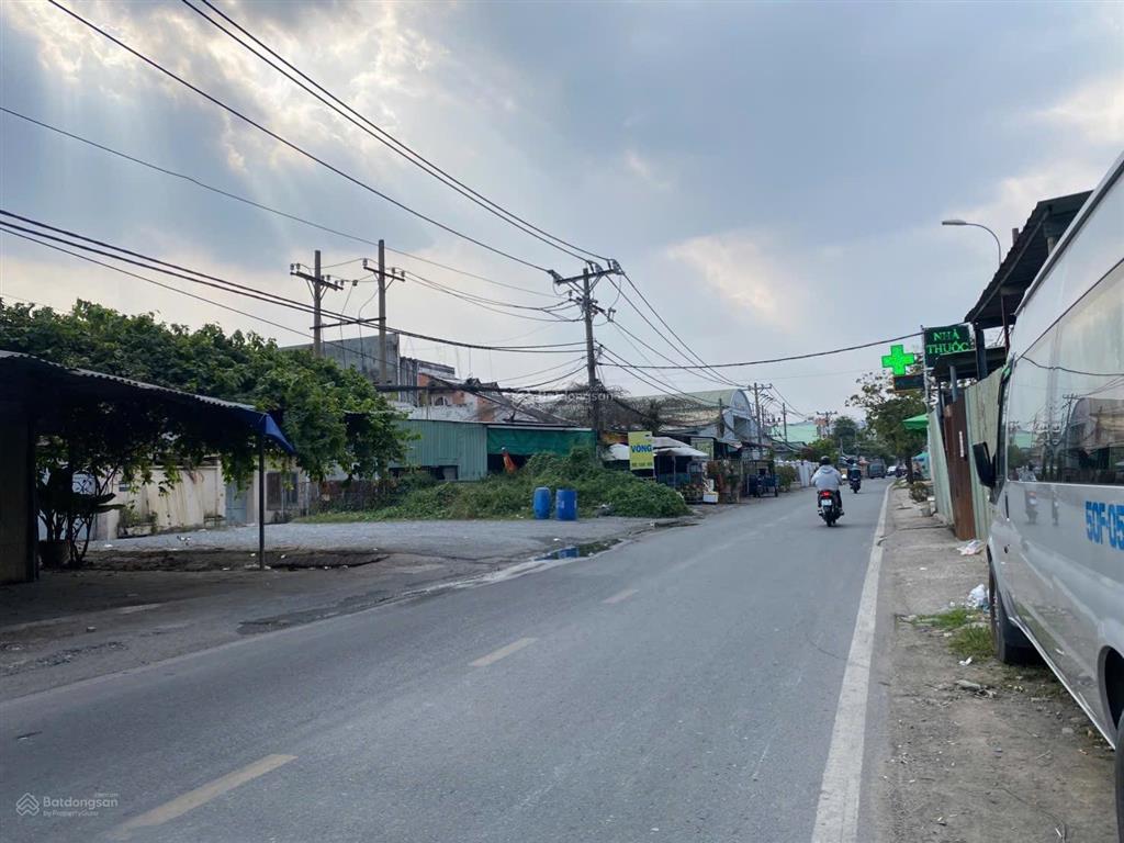 Bán đất mt đường bưng ông thoàn 22,5x80m chỉ 55 tỷ. tăng nhơn phú b, q9