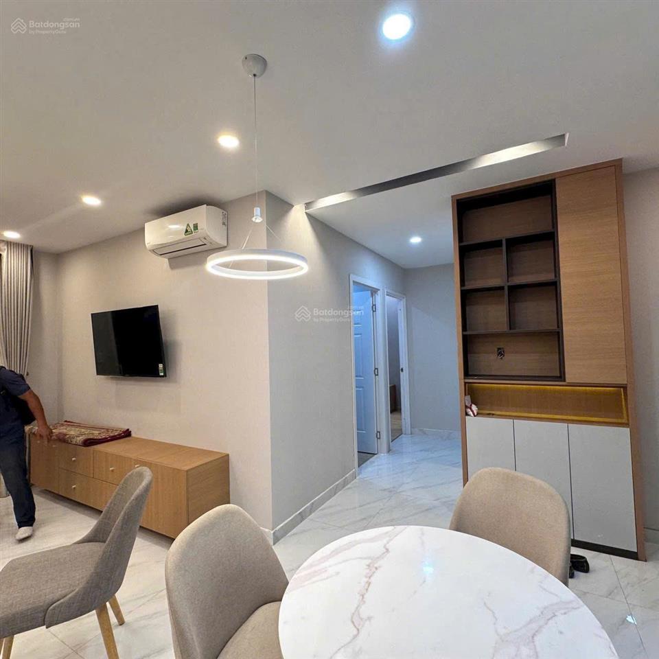 Bán căn hộ 76m2 sunrise city view, quận 7, 2pn, 2wc, giá 6 tỷ
