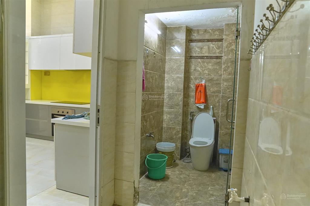 Cho thuê nr 793/28 trần xuân soạn, 28 triệu, 80m2, 5pn, 4wc, giá cực chất
