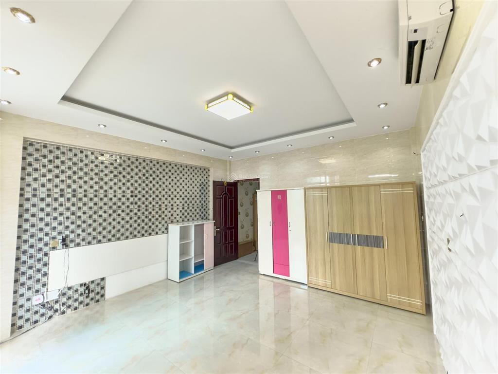 Cho thuê nr 793/28 trần xuân soạn, 28 triệu, 80m2, 5pn, 4wc, giá cực chất