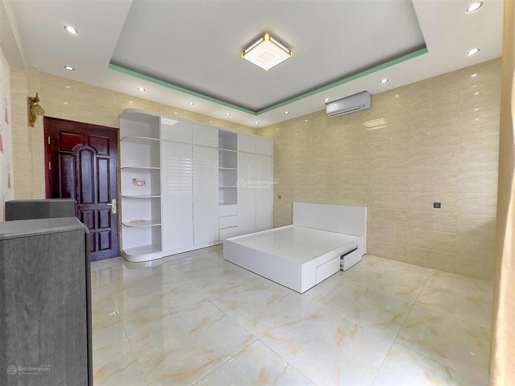 Cho thuê nr 793/28 trần xuân soạn, 28 triệu, 80m2, 5pn, 4wc, giá cực chất