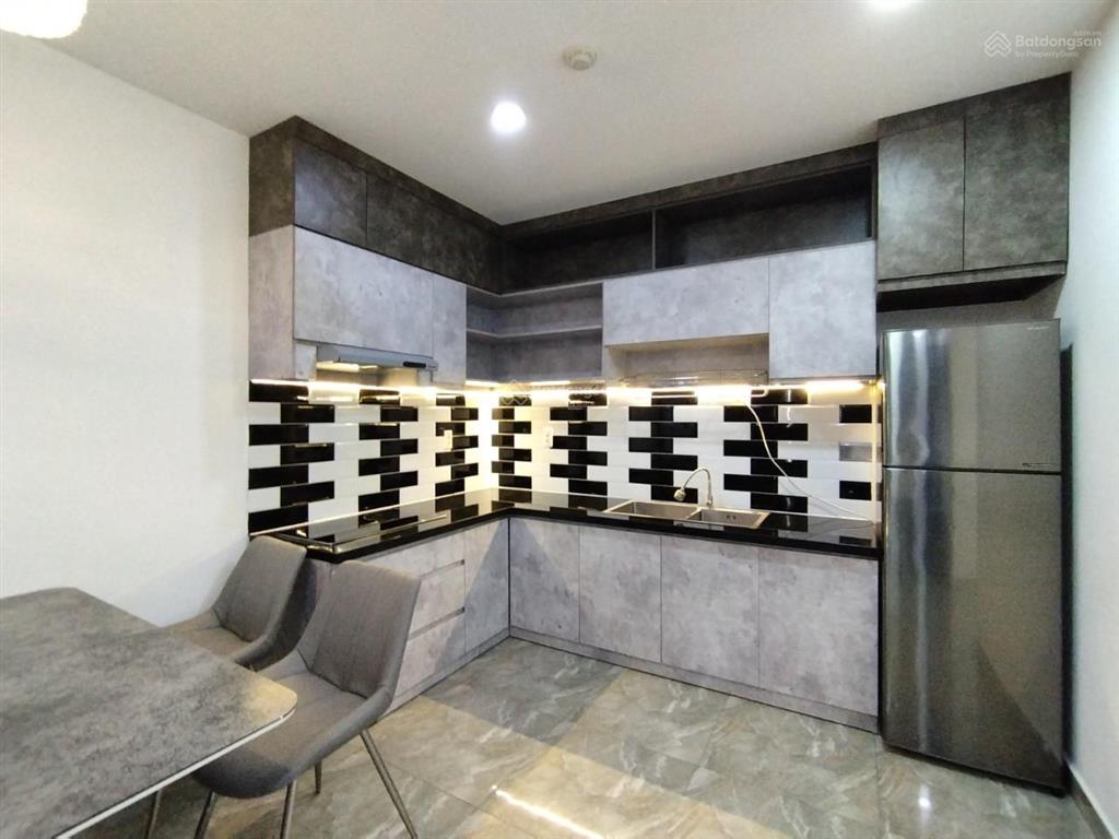 Cho thuê căn hộ sunrise city view, quận 7, 2pn 2wc, 19 triệu