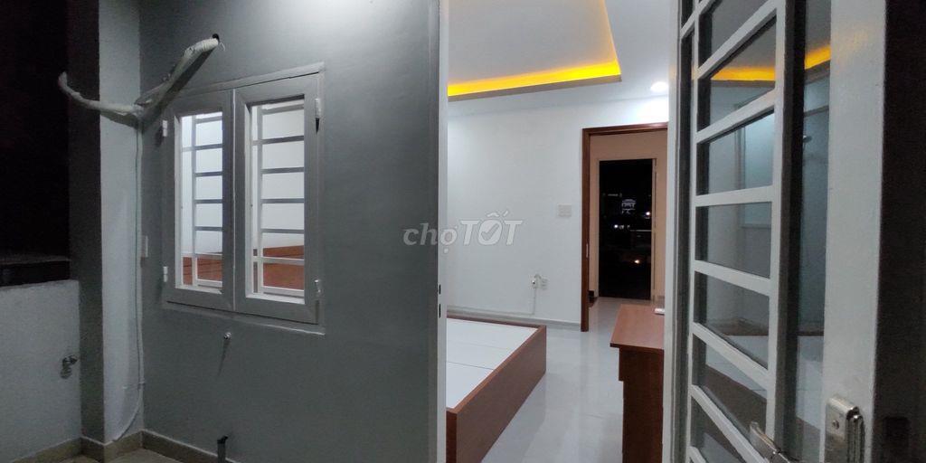 Phòng lầu 4 địa chỉ hẻm 47 Nguyễn Thị Tần