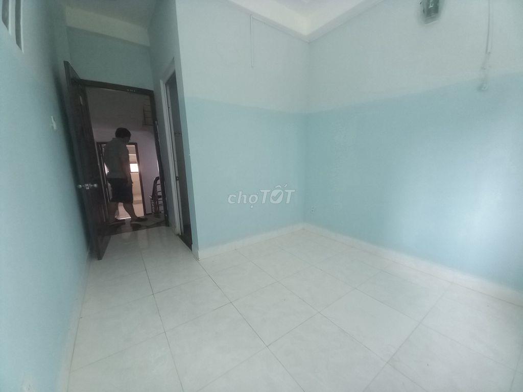 Phòng trọ có cửa sổ thoáng