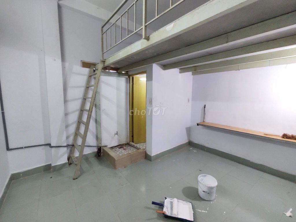 phòng trọ có gác hẻm 154 Âu Dương Lân