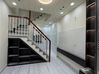 Nhà nhỏ ngay coopmart quang trung, phường 11, gò vấp. giá chỉ 2,95 tỷ