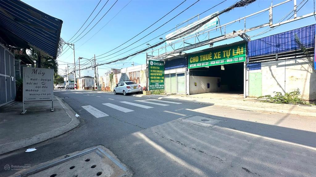 1,8 tỷ, sổ riêng, hẻm 4m, gần ngã tư ga, q.12