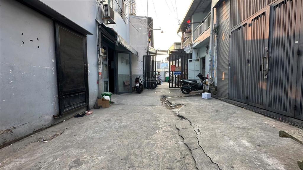 Siêu phẩm góc 2 mặt hẻm  xe tải quay đầu  55m2  3 tầng  chỉ 7.5 tỷ