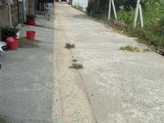 Chỉ 2,8 tỷ có ngay lô sổ hồng riêng, full thổ, đường xe hơi thông, q.12