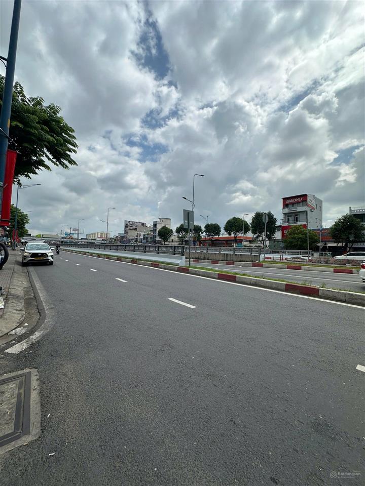 Đất gần 1.000m2 làm kho xưởng  đường xe tải tránh nhau  đông thạnh, hóc môn  giá 10,9 tỷ