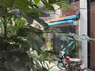 Bán nhà dân xây khu hàng không