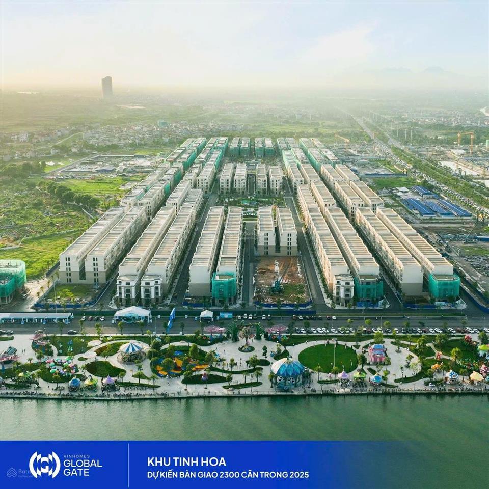 Cần bán shophouse tp4.3 mặt tiền 6,5m trục kinh doanh đắc địa vinhomes global gate cổ loa giá 36tỷ