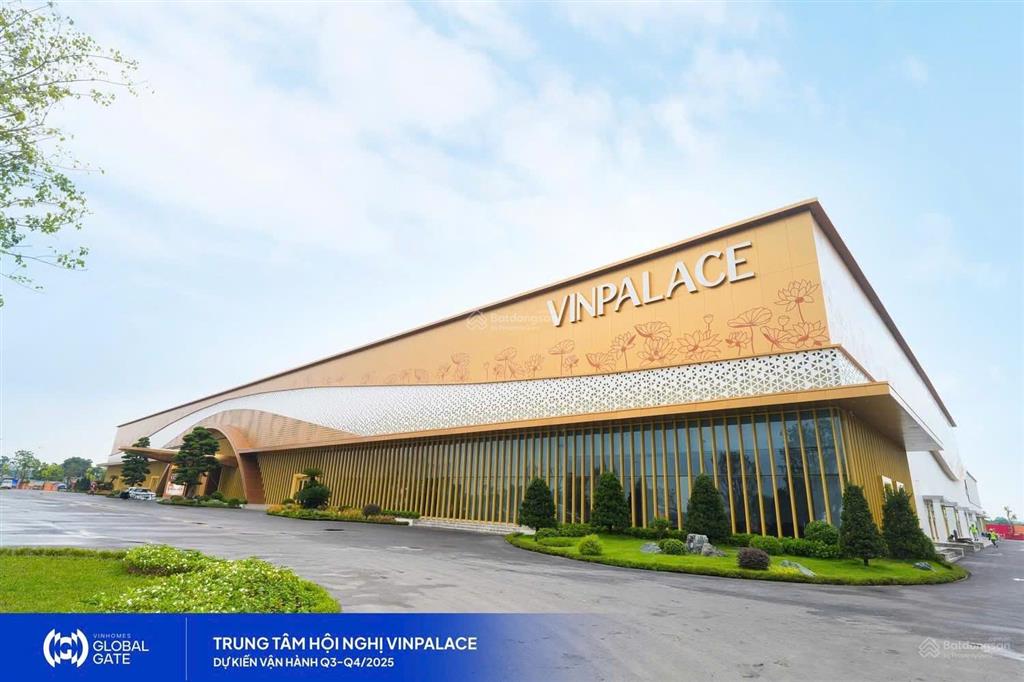 Cần bán shophouse tp4.3 mặt tiền 6,5m trục kinh doanh đắc địa vinhomes global gate cổ loa giá 36tỷ