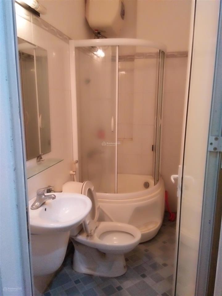 Homestay biển xanh  cho thuê phòng ngõ 105 láng hạ gần yên lãng và thái hà  ngày 3031/8/26 ở
