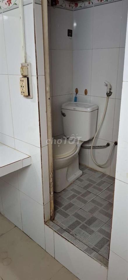 Phòng trọ q5.399 an dương vương ngả tư lê hồng phong