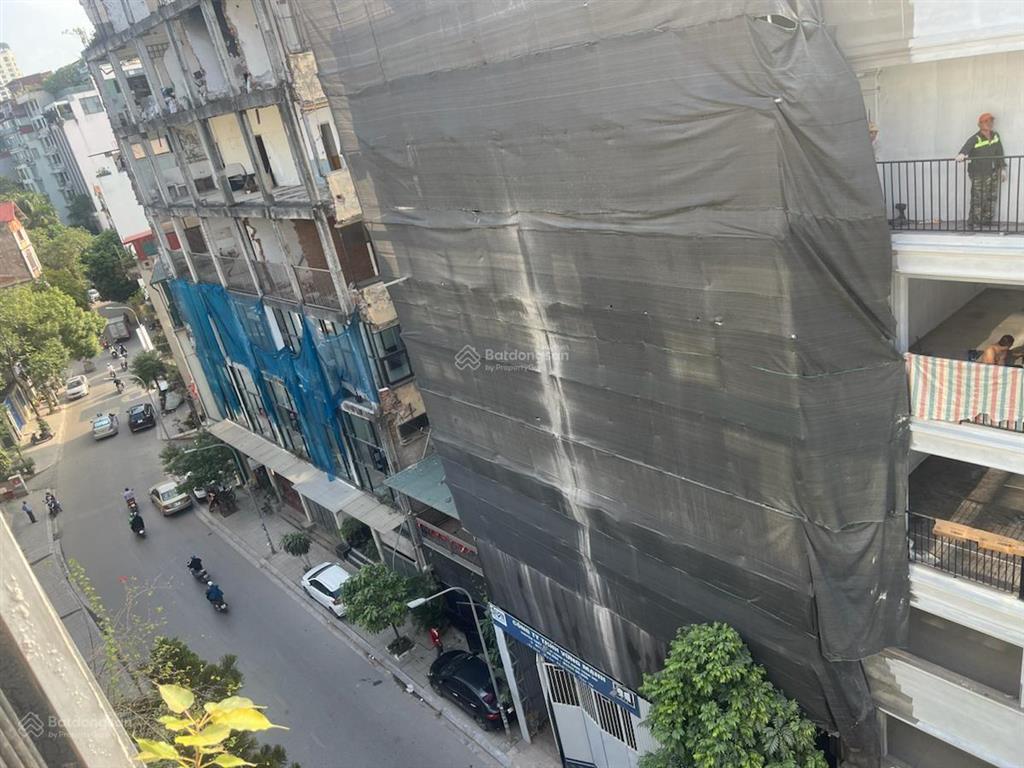 Bán nhà mặt phố tô ngọc vân, tây hồ, thang máy, 2 mặt thoáng, dân trí, tiện ích bạt ngàn.