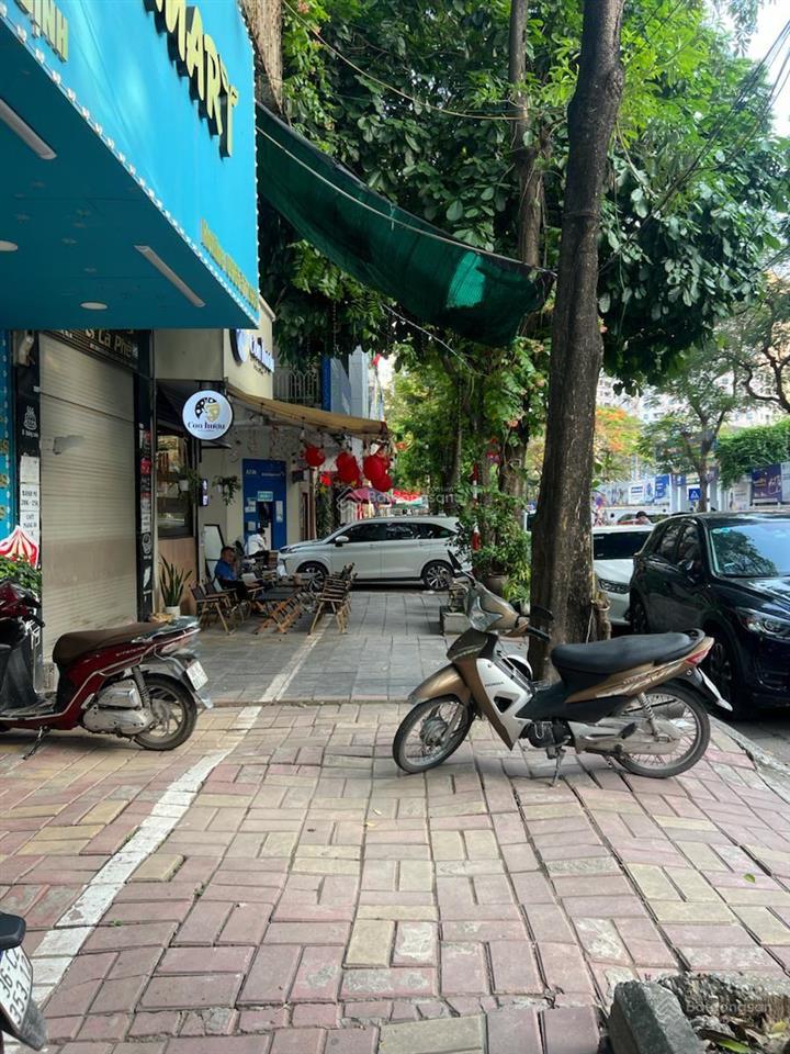 Bán nhà 3 tầng cũ, mặt phố nguyễn thị định, cầu giấy, phù hợp các loại hình kd, vp, ks, vị trí đẹp