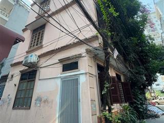 Bán nhà phân lô, trần bình, cầu giấy, lô góc, oto đỗ cửa sáng thoáng, giao thông thuận tiện, .