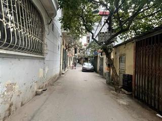 Biệt thự, võ chí công cầu giấy, oto vào nhà, sang trọng, đẳng cấp, giao thông thuận tiện