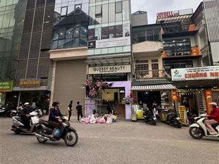 Bán nhà, hoàng cầu đống đa, đường 4 oto tránh, vỉa hè, thang máy, kd đa ngành nghề, dân trí.