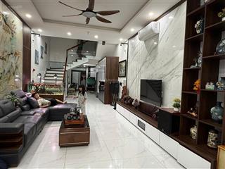 Sốc thực sự  nhà 5 tầng full nội thất tại lãm trại  vân dương  tp bắc ninh