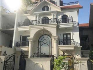 Cần bán căn biệt thự vị trí trung tâm, làn 2 hồ điều hòa  võ cường  tp bắc ninh