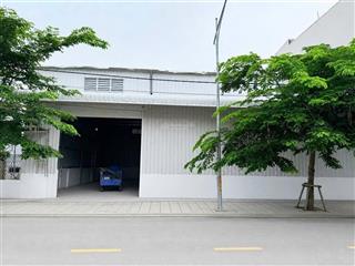 Cho thuê xưởng mới tinh 340m2 gần kcn quế võ 1  tp bắc ninh