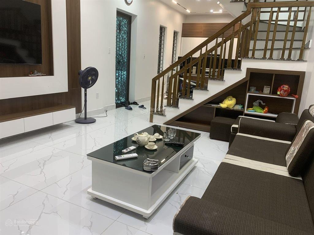 Bán nhà 4 tầng xây mới lô góc, ngõ rộng. ô tô đỗ cửa ngày đêm thuộc tdp đặng cương, hải phòng