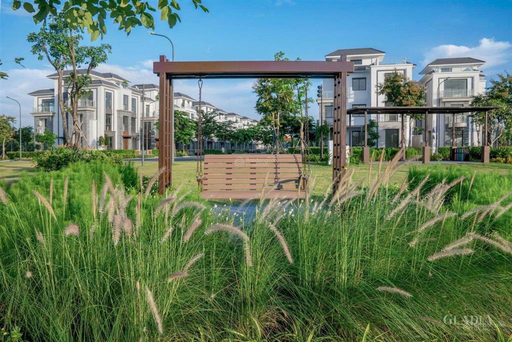 Gladia nhà liên kế a6  một bước xuống phố, chạm ngay tiện ích .  o932 o32 4o3