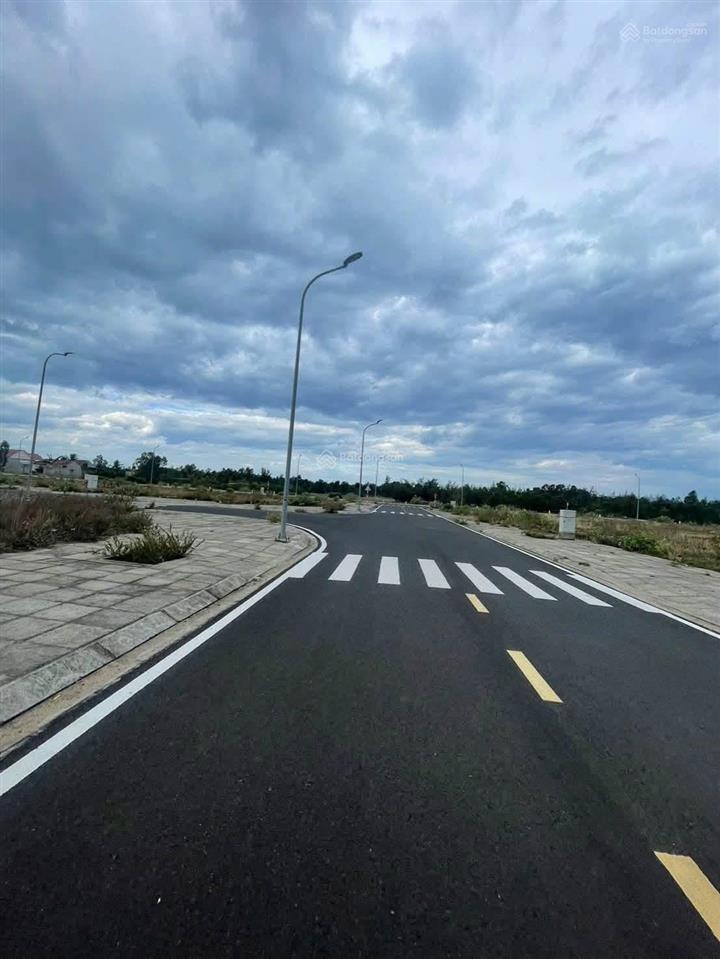 Lô góc khu đấu giá tái định cư mỹ hoà 106m2 | gần biển hạ tầng hoàn thiện