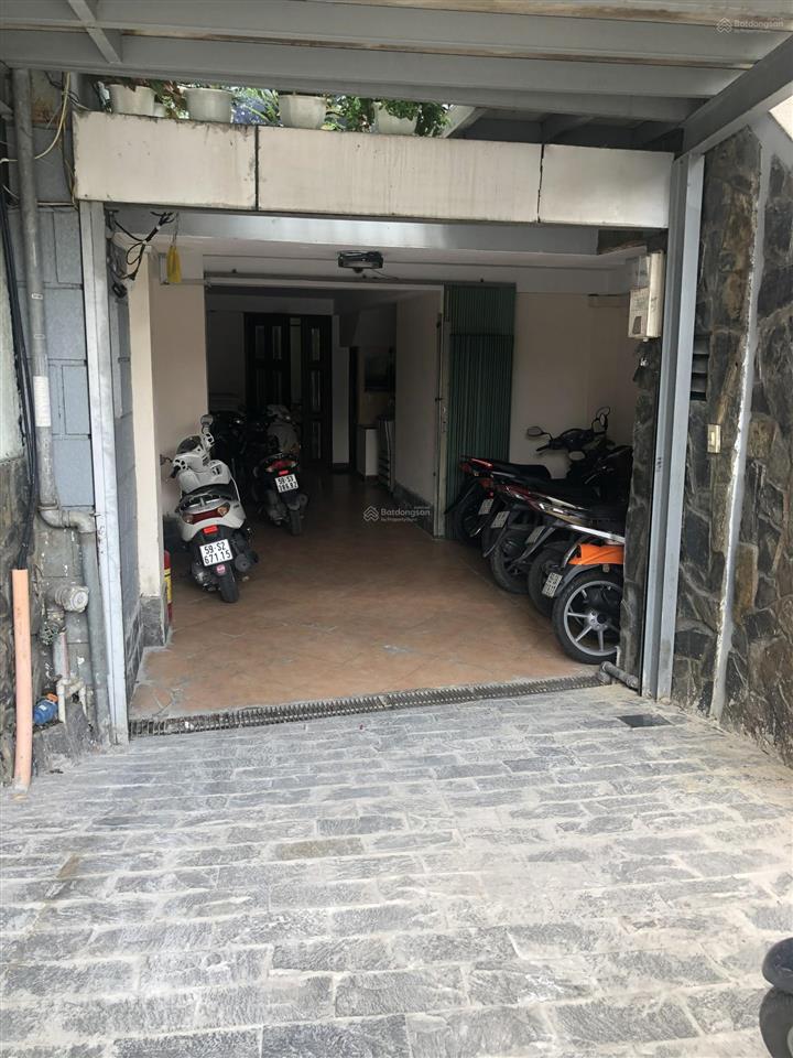 Cho thuê căn hộ mặt tiền điện biên phủ sát q. 1