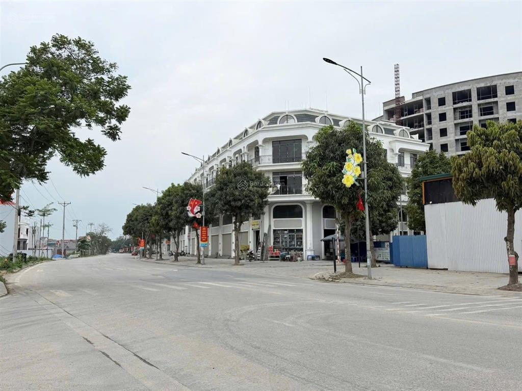 Hạ giá sâu lk/sh hơn 14 tỷ mặt đường cổ loa cần bán nhanh giá tham khảo tốt trong khu vực 14.x tỷ