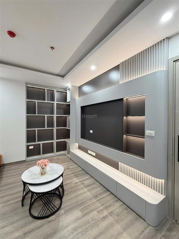 Chính chủ gửi bán nhanh căn 90m2 3pn2wc tầng trung hướng mát  full nội thất  sổ đỏ sẵn giao dịch