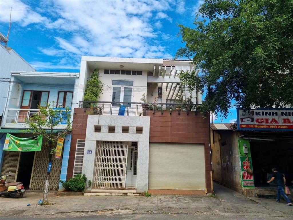 Mặt tiền 7,6m góc 2 mặt tiền đường nguyễn viết xuân