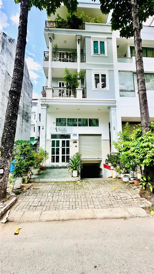 Cho thuê mặt bằng trệt lửng lối đi riêng hưng gia 2 mt đặng đại độ phú mỹ hưng, giá 25tr/th