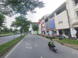 Cho thuê nhà mặt tiền nguyễn văn linh phú mỹ hưng, giá 45 triệu/tháng 6x18.5m 4 tầng