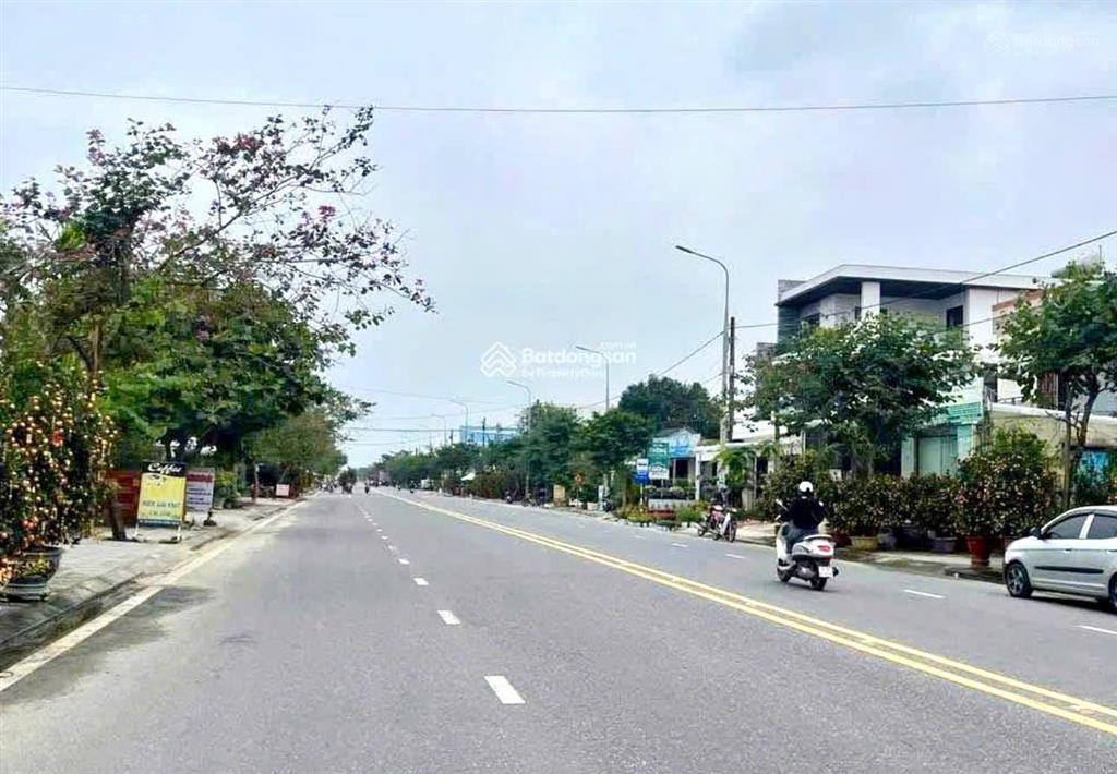  diện tích rộng rãi, phù hợp cho nhiều mục đích sử dụng và tiện nghi để phát triển kinh doanh.