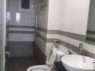 Bán toà căn hộ mặt tiền đường phùng hưng  nam nha trang, full khách ở, sẵn dòng tiền